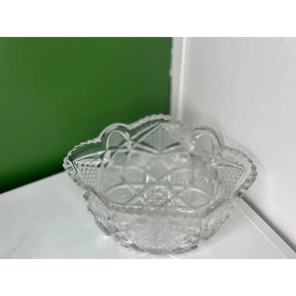 N/A intricate pressed